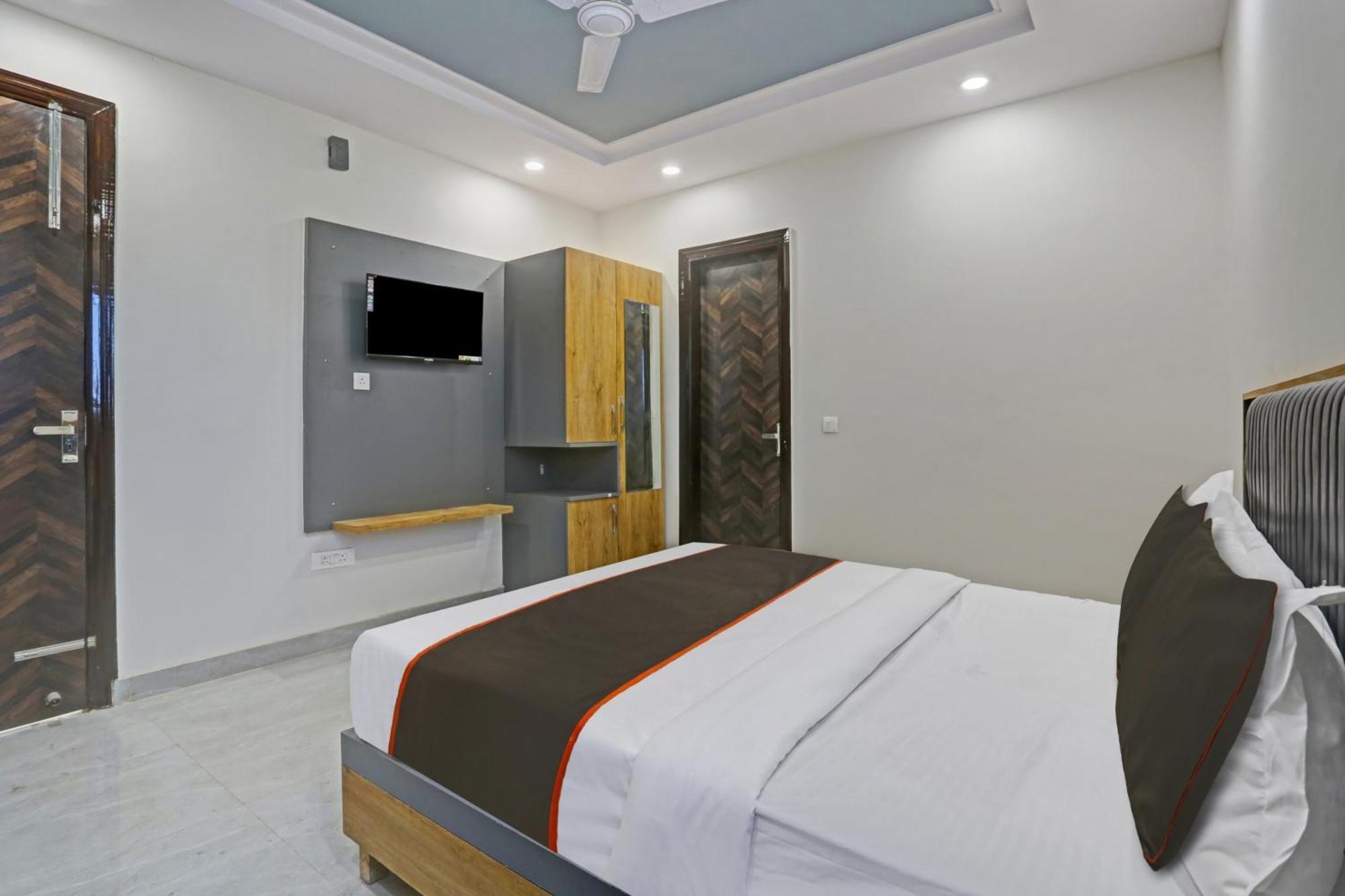 德里 Townhouse Vip Grand酒店 外观 照片