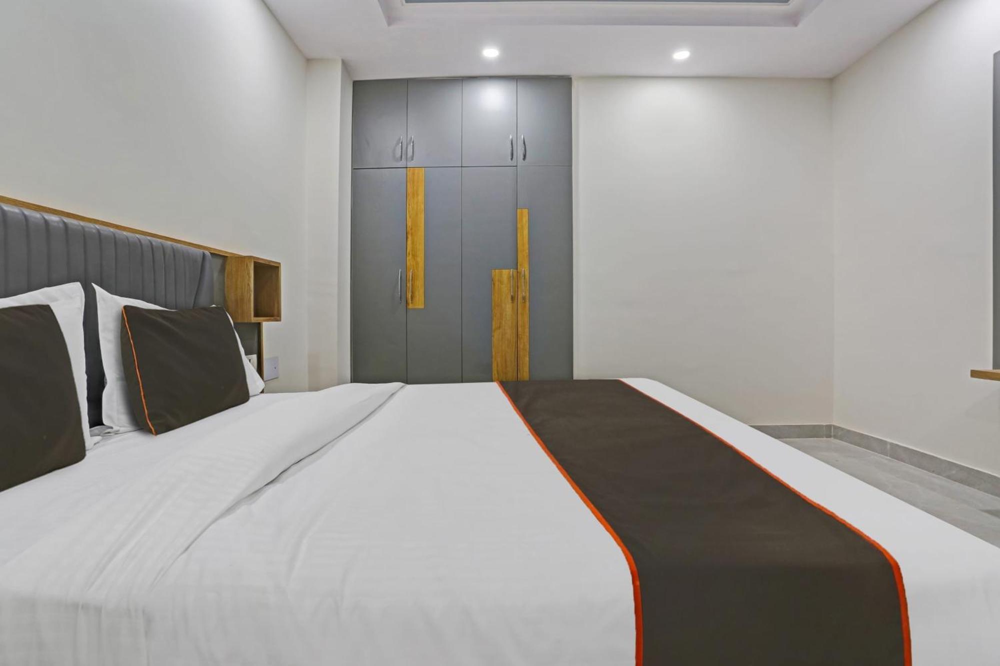 德里 Townhouse Vip Grand酒店 外观 照片